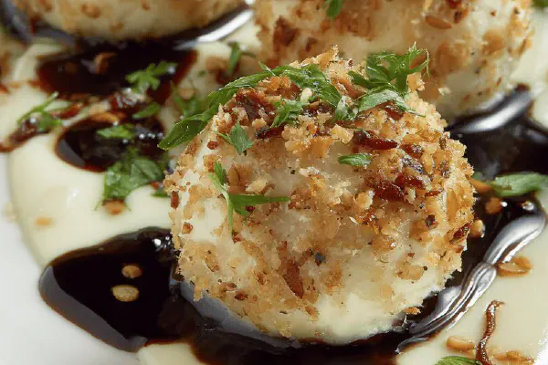 Bruschetta de Caranguejo com Tomate