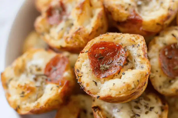 Pizza Cheeseburger com Bacon e Twist