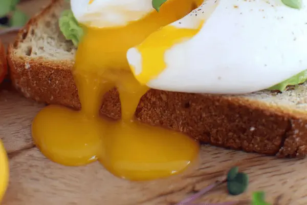 Omelete Suflê com Cheddar e Pipoca de Maple