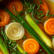 Sopa de cevada com ovos pochê