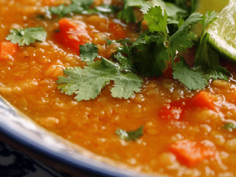 Sopa Indiana de Lentilhas Vermelhas