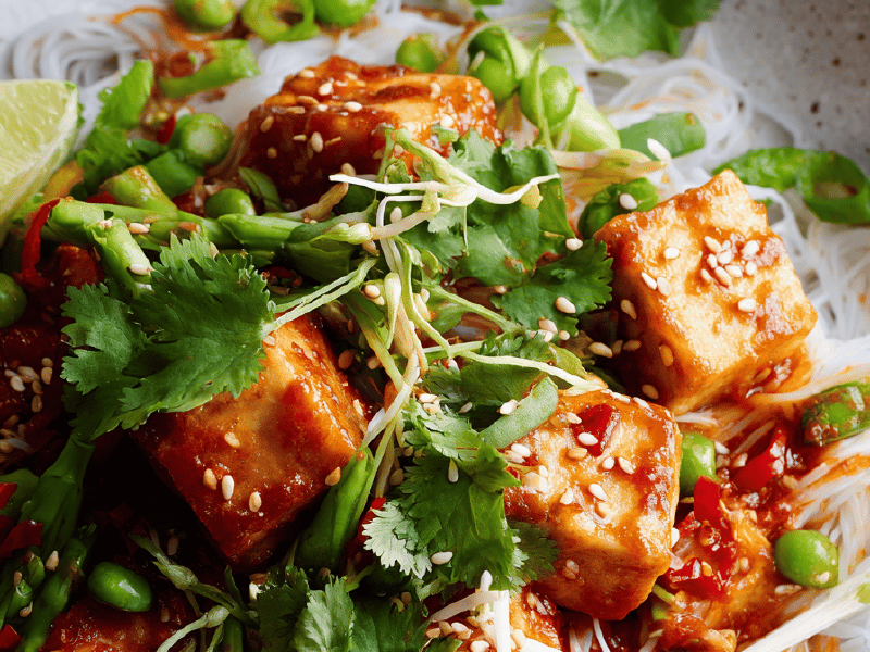 Tofu com miso e tomate