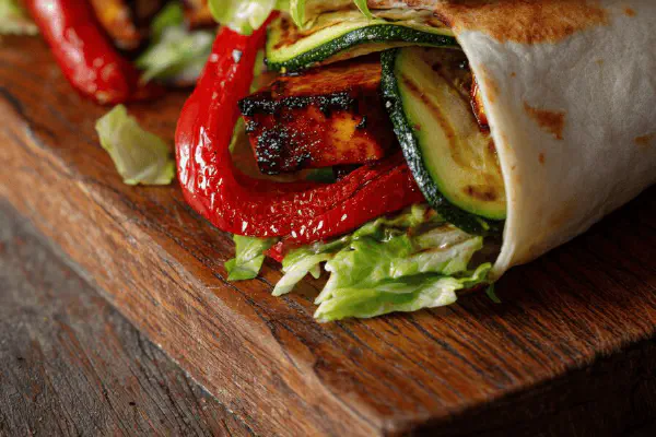 Pimentões Recheados com Quinoa